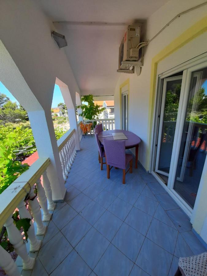 Apartments Zara Vir Kültér fotó