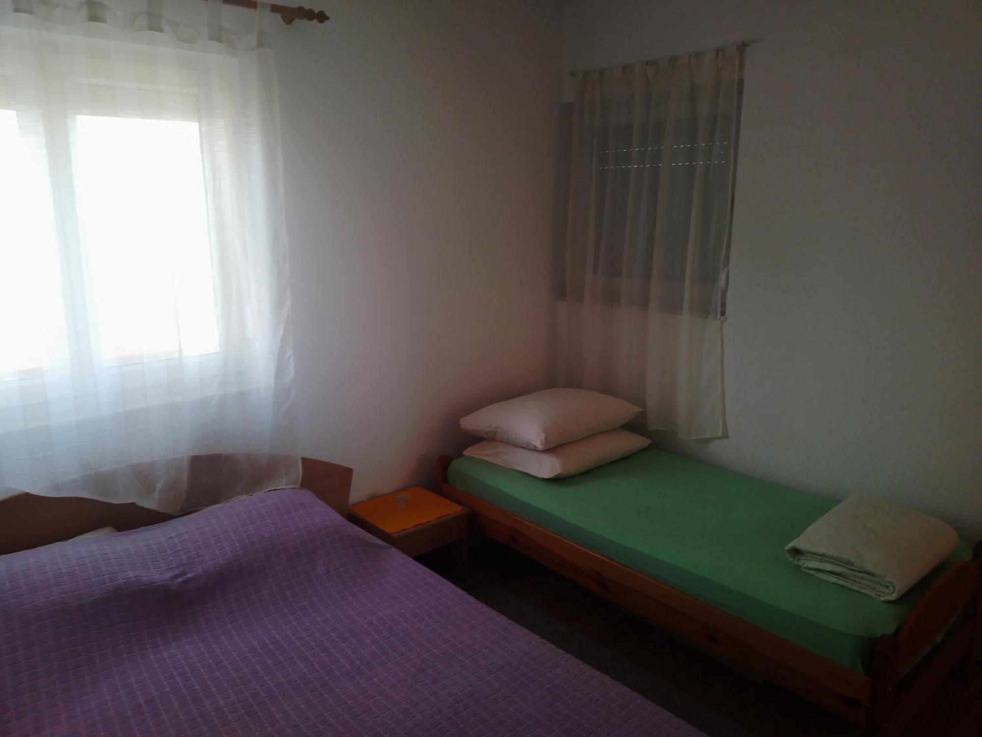 Apartments Zara Vir Szoba fotó