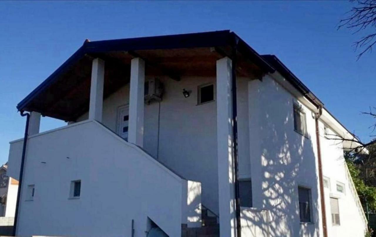 Apartments Zara Vir Kültér fotó